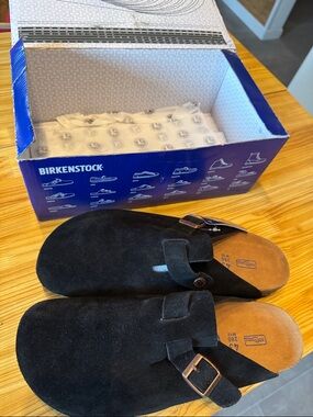 Birkenstock Boston Suede Clogs in Black